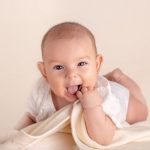 Jaki ręcznik jest najlepszy dla noworodka? Jakie wymagania ma małe dziecko?
